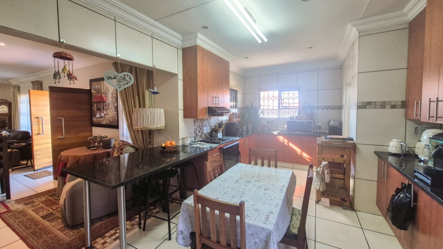 4 Bedroom Property for Sale in Baillie Park North West